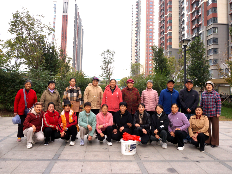 清理小区公共设施